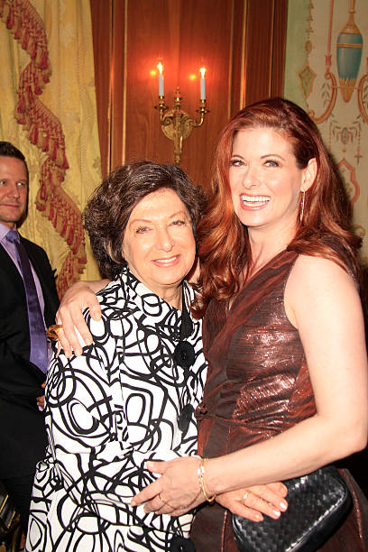 photo-Debra Messing 2013