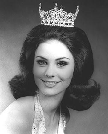 photo-Delta Burke 1976