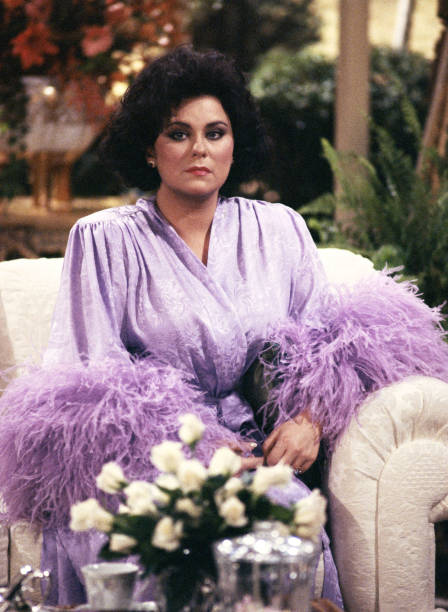 photo-Delta Burke 1990