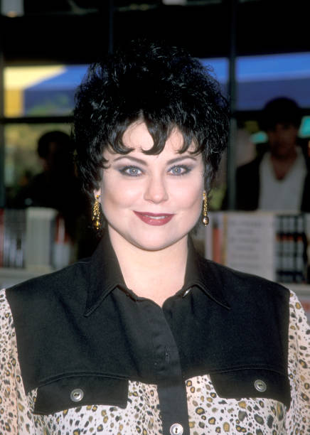 photo-Delta Burke 1998