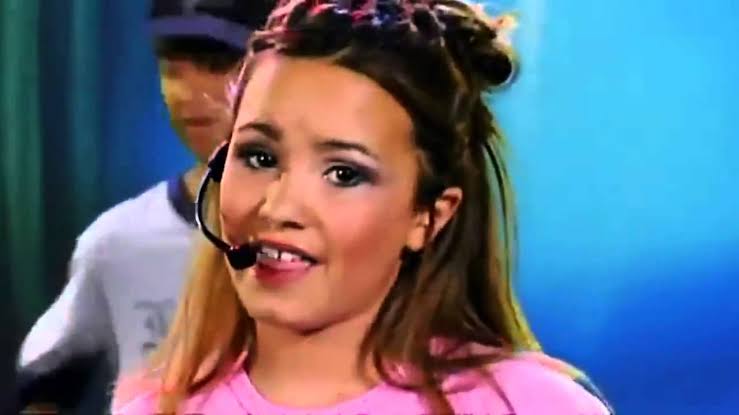 photo-Demi Lovato 2004