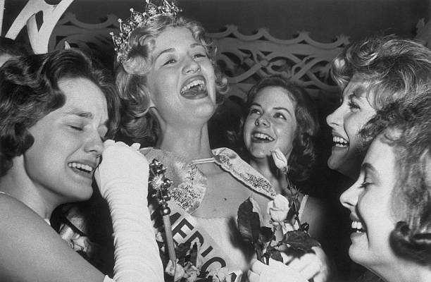 photo-Diane Sawyer 1963