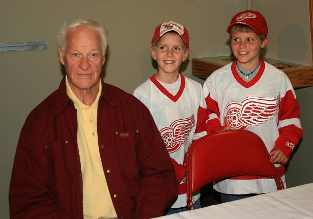 photo-Gordie Howe 2007
