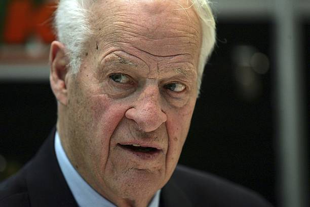 photo-Gordie Howe 2006