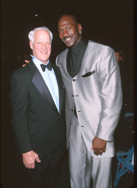 photo-Gordie Howe 2000
