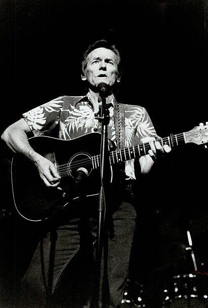 photo-Gordon Lightfoot 1993