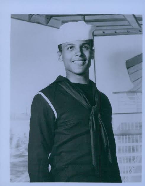 photo-Harry Belafonte 1942