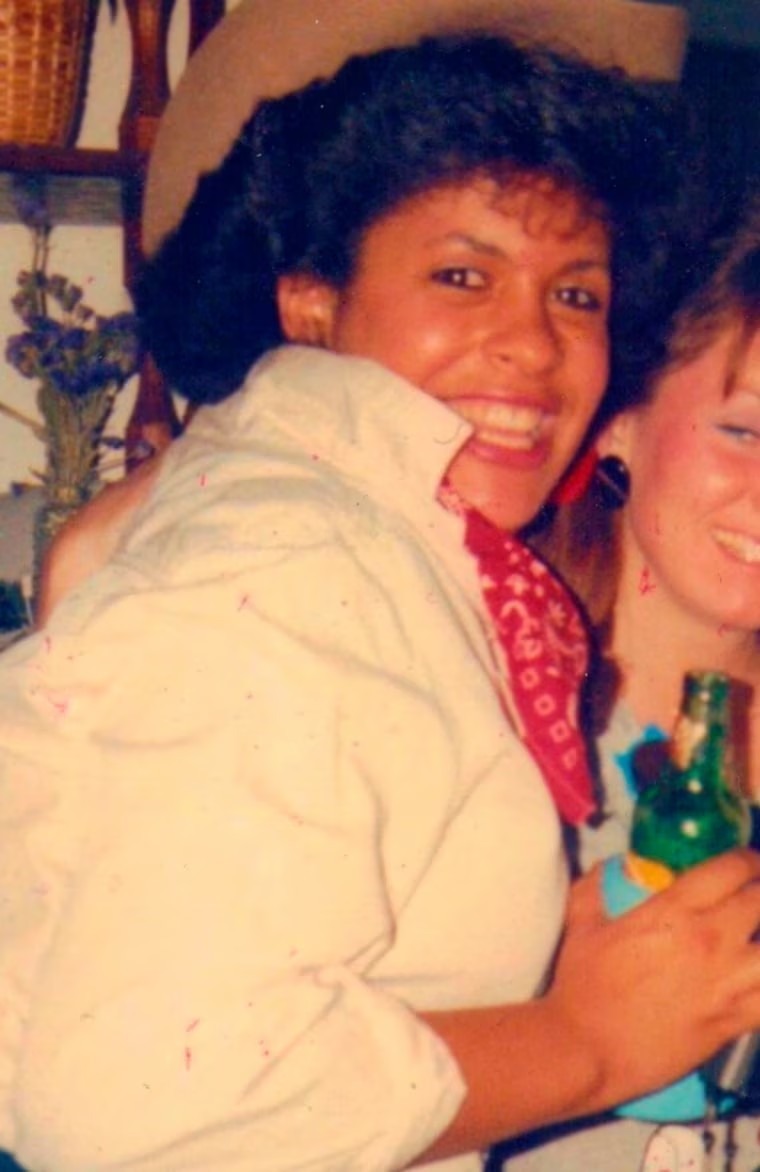 photo-Hoda Kotb 1991