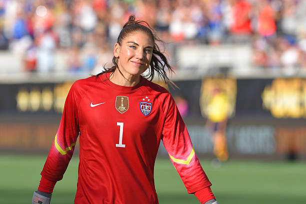 photo-Hope Solo 2013