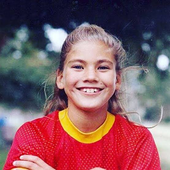 photo-Hope Solo 1989