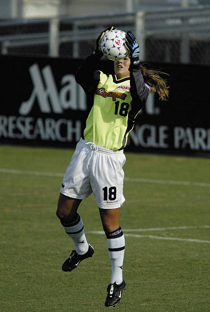 photo-Hope Solo 2003