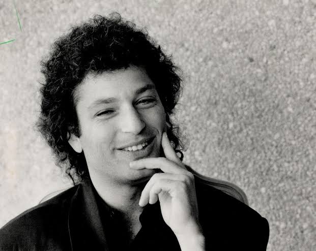 photo-Howie Mandel 1981
