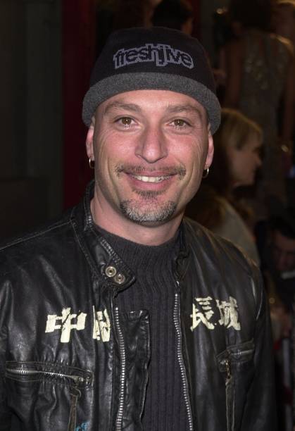 photo-Howie Mandel 2000
