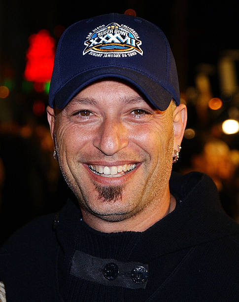 photo-Howie Mandel 2003