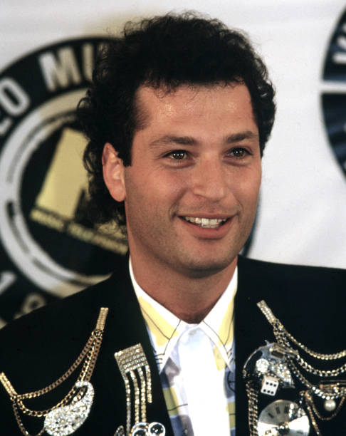 photo-Howie Mandel 1987