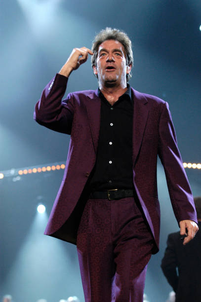 photo-Huey Lewis 2003
