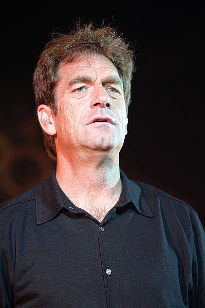 photo-Huey Lewis 2004