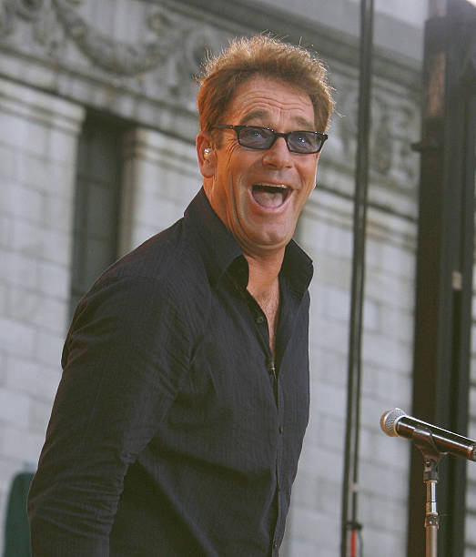 photo-Huey Lewis 2006