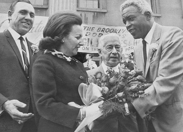 photo-Jackie Robinson 1969