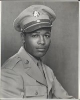 photo-Jackie Robinson 1943