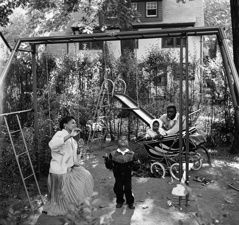 photo-Jackie Robinson 1951