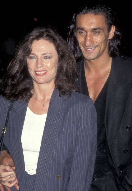 photo-Jacqueline Bisset 1995