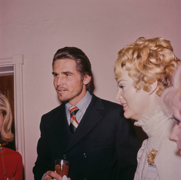 photo-James Brolin 1977