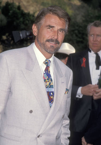 photo-James Brolin 1994