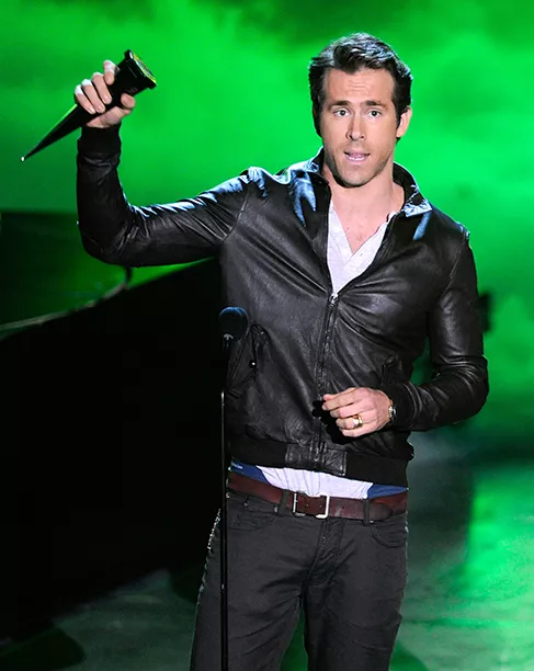 photo-Ryan Reynolds 2010