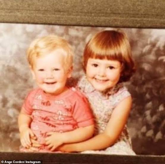 photo-James Corden 2979