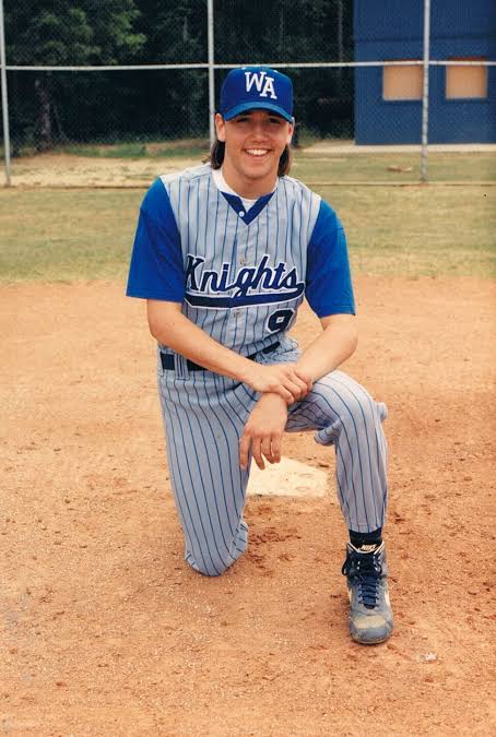 photo-Jason Aldean 1990