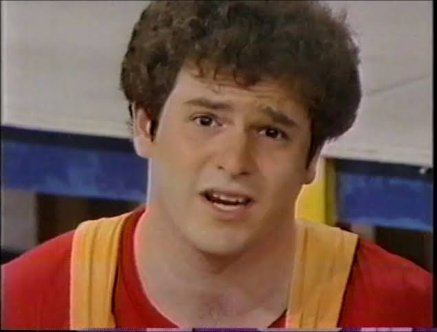 photo-Jason Alexander 1977