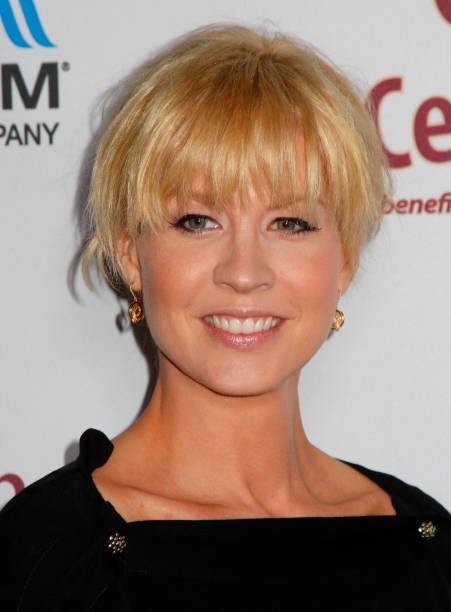 photo-Jenna Elfman 2009