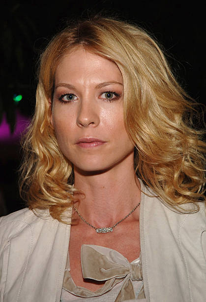 photo-Jenna Elfman 2005