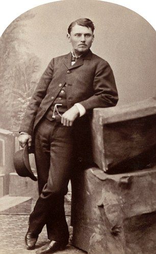 photo-Jesse James 1875