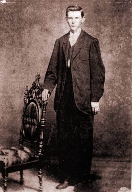 photo-Jesse James 1865
