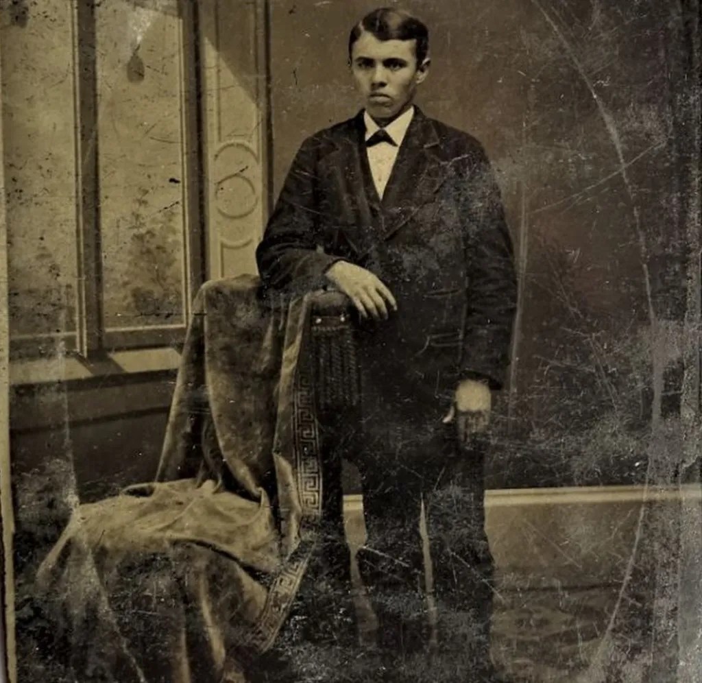 photo-Jesse James 1864