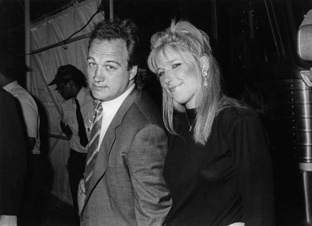 photo-Jim Belushi 1986