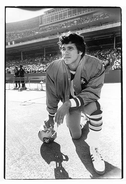 photo-Jim Plunkett 1977