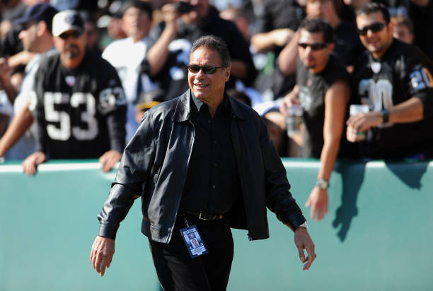 photo-Jim Plunkett 2009