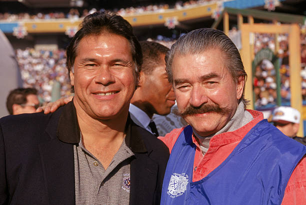 photo-Jim Plunkett 1996