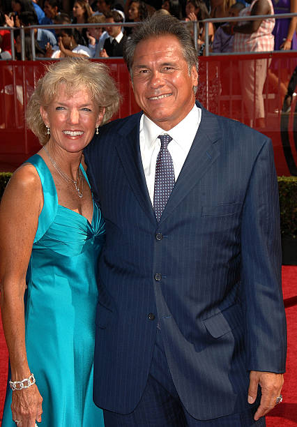 photo-Jim Plunkett 2008