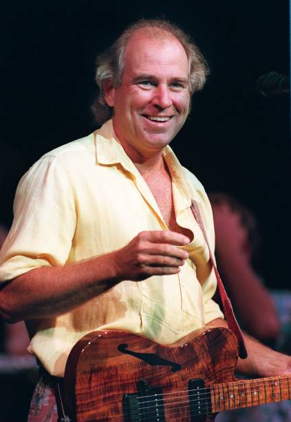 photo-Jimmy Buffett 1995