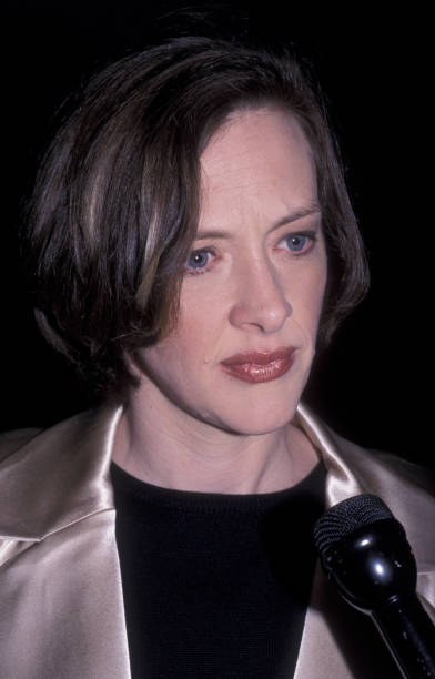 photo-Joan Cusack 1999
