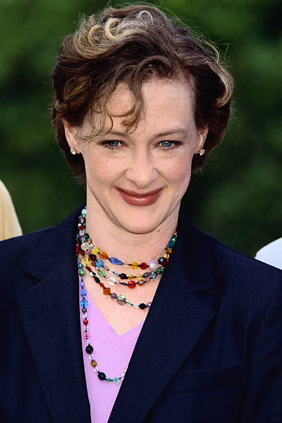 photo-Joan Cusack 2002