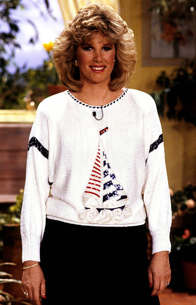 photo-Joan Lunden 1992