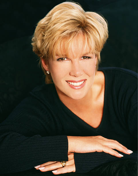 photo-Joan Lunden 2000