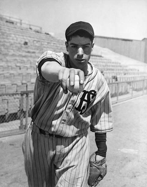 photo-Joe DiMaggio 1935