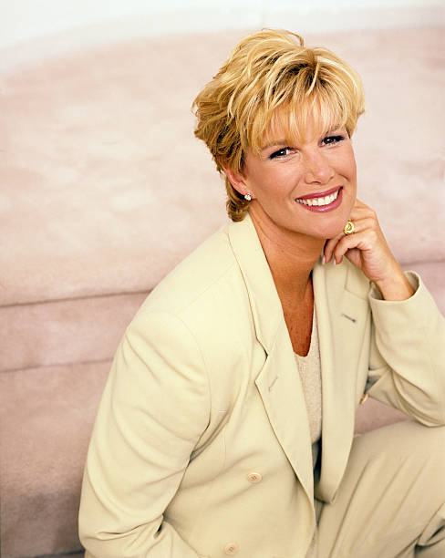 photo-Joan Lunden 1996