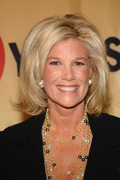 photo-Joan Lunden 2005